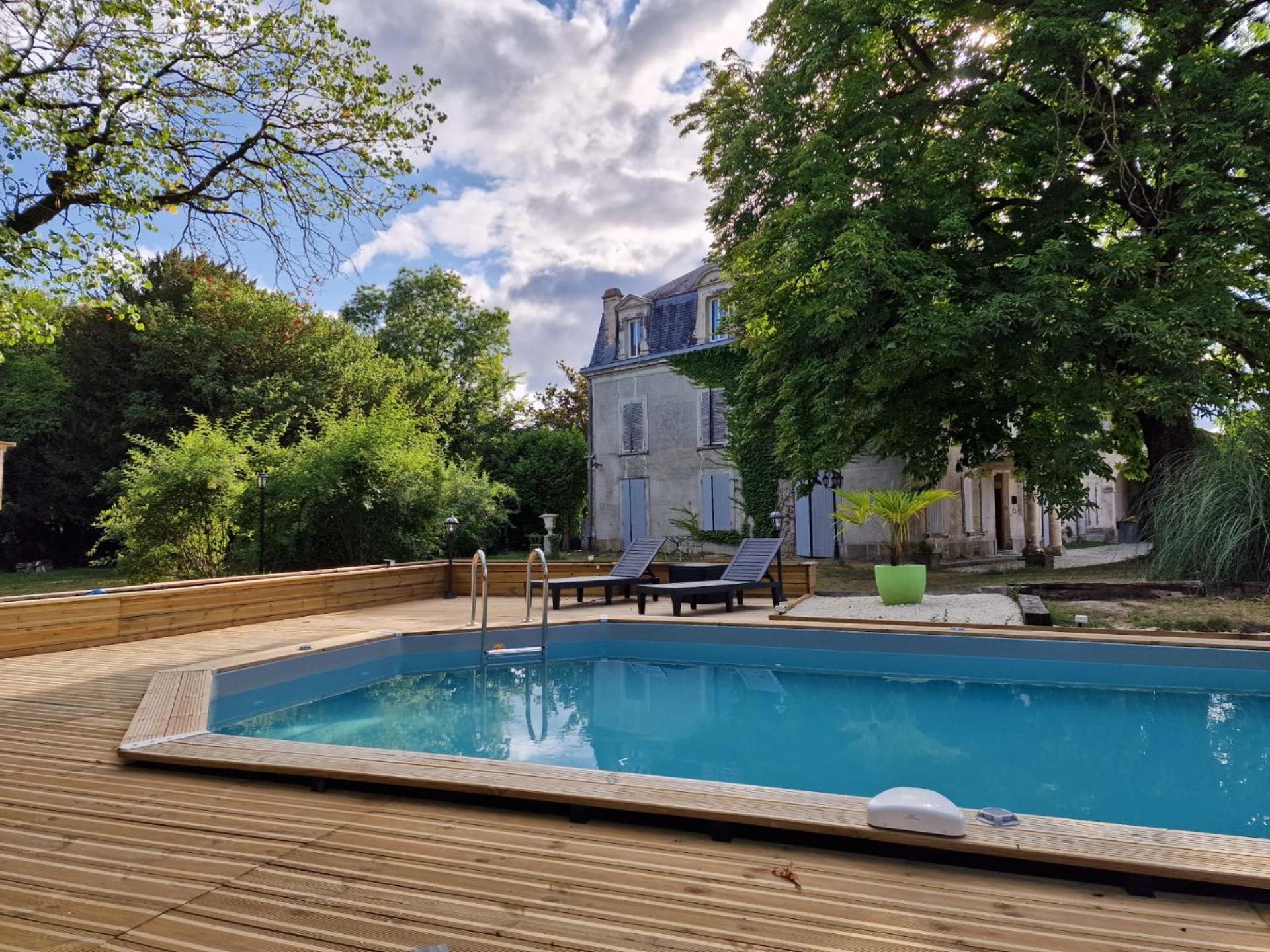 Chateau De Champblanc Cherves-de-Cognac Exterior foto